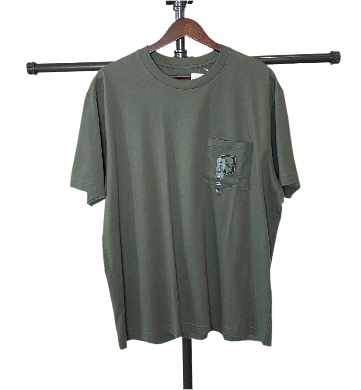 Attack On Titan Uniqlo Graphic T Size XL
