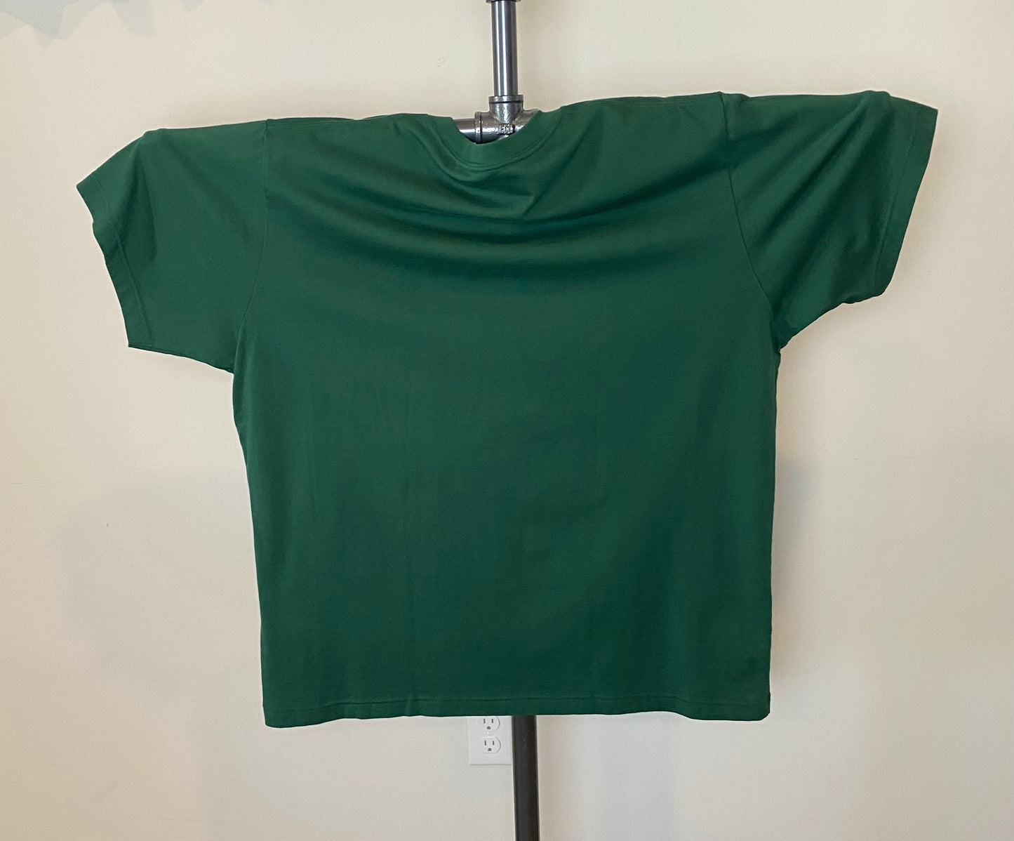 Attack On Titan Uniqlo Graphic T Size XXL