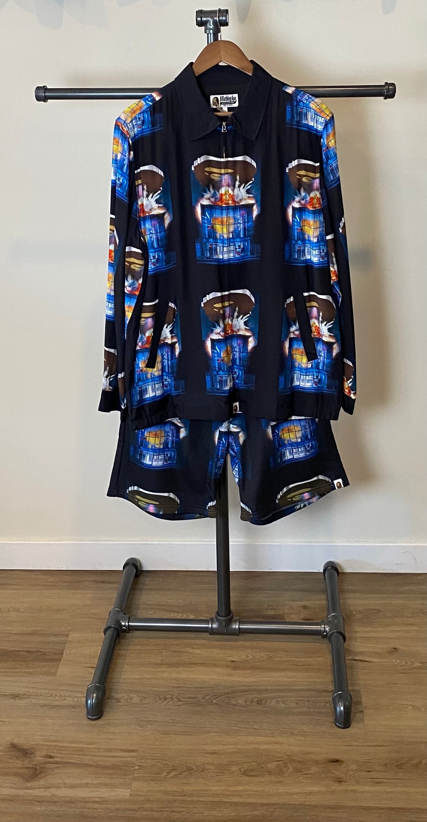 BAPE INVASION RAYON SHORTS SIZE XL