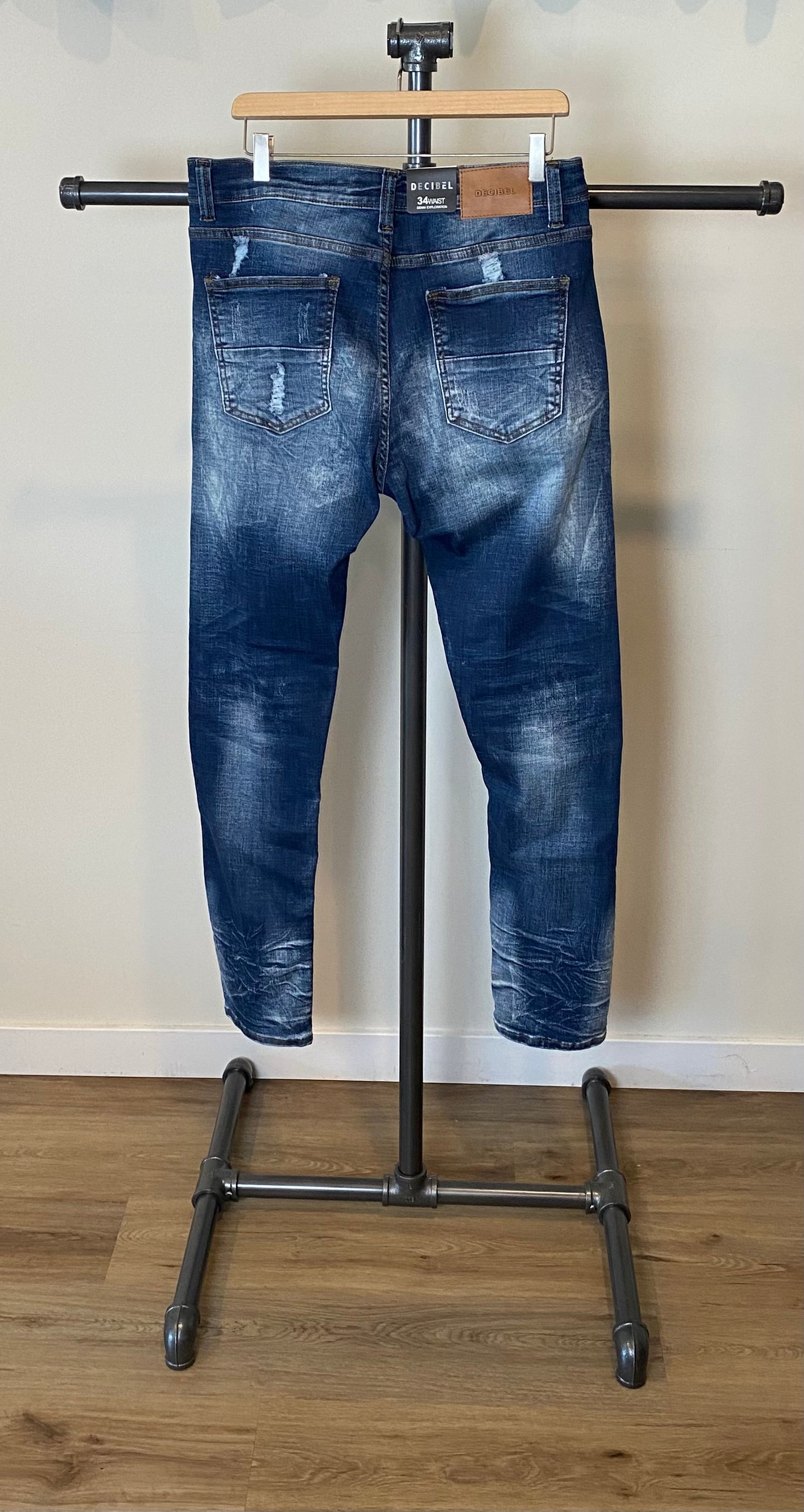 DECIBEL JEANS MEN W34 L33