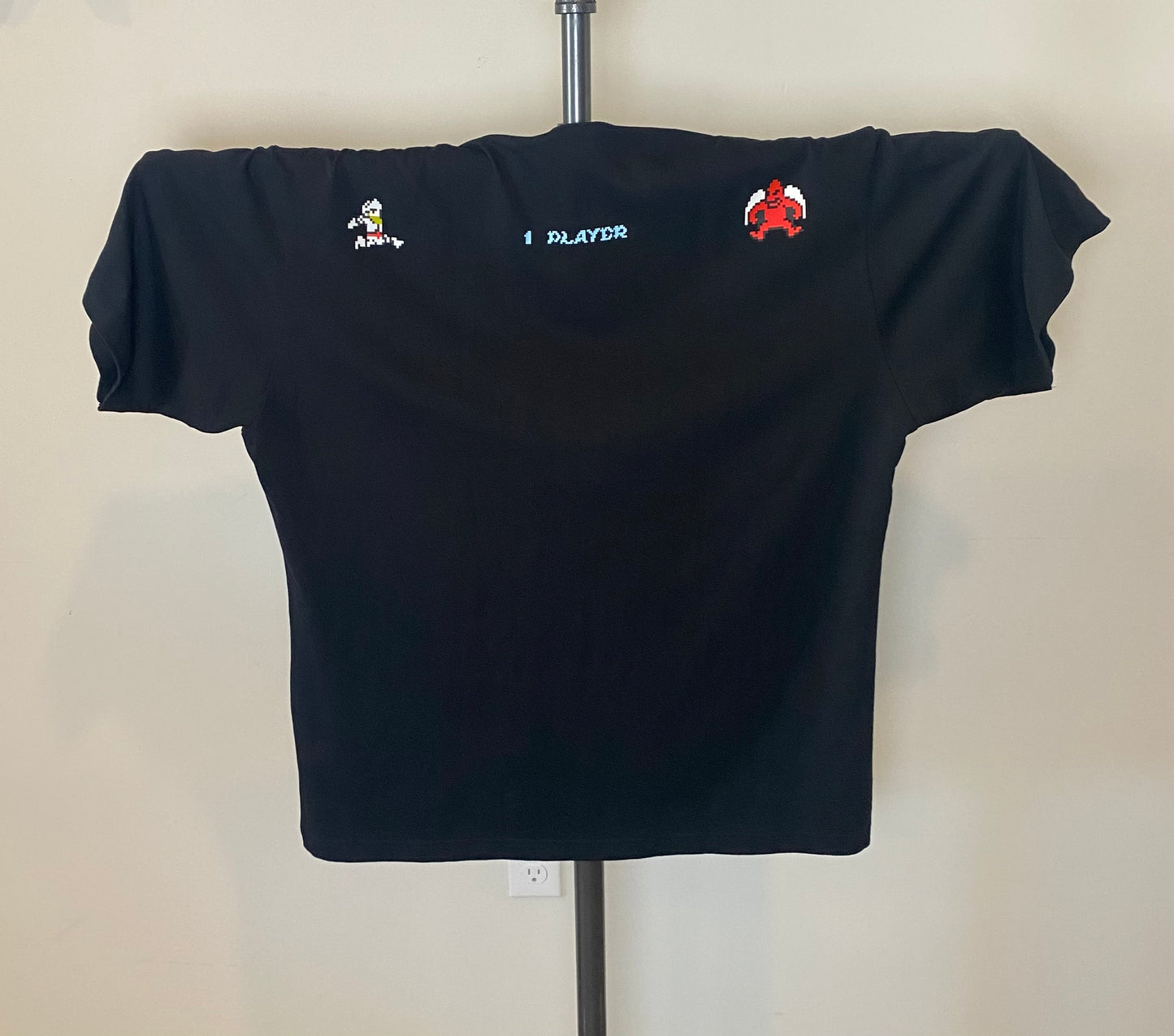 Makaimura Capcom 40th Anniversary Uniqlo Graphic T Size XL