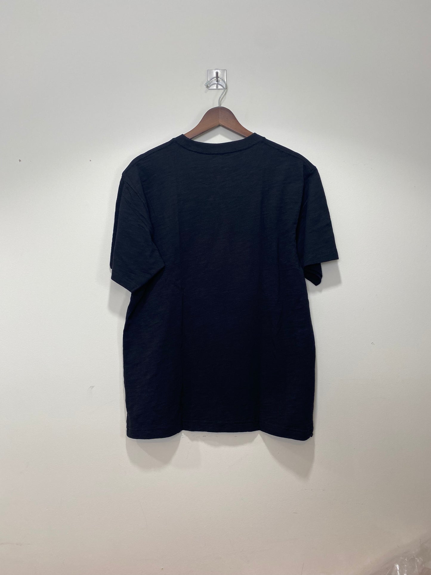 Uniqlo Graphic T THE SAKE COLLECTION Size M