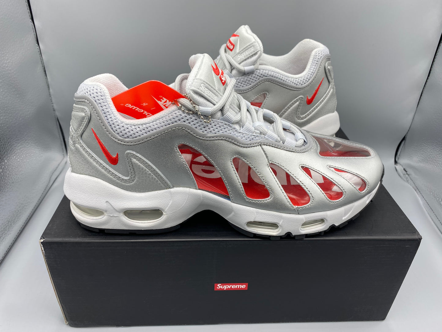 Nike Air Max 96 "Supreme Silver Bullet" Size M 10 W 11.5