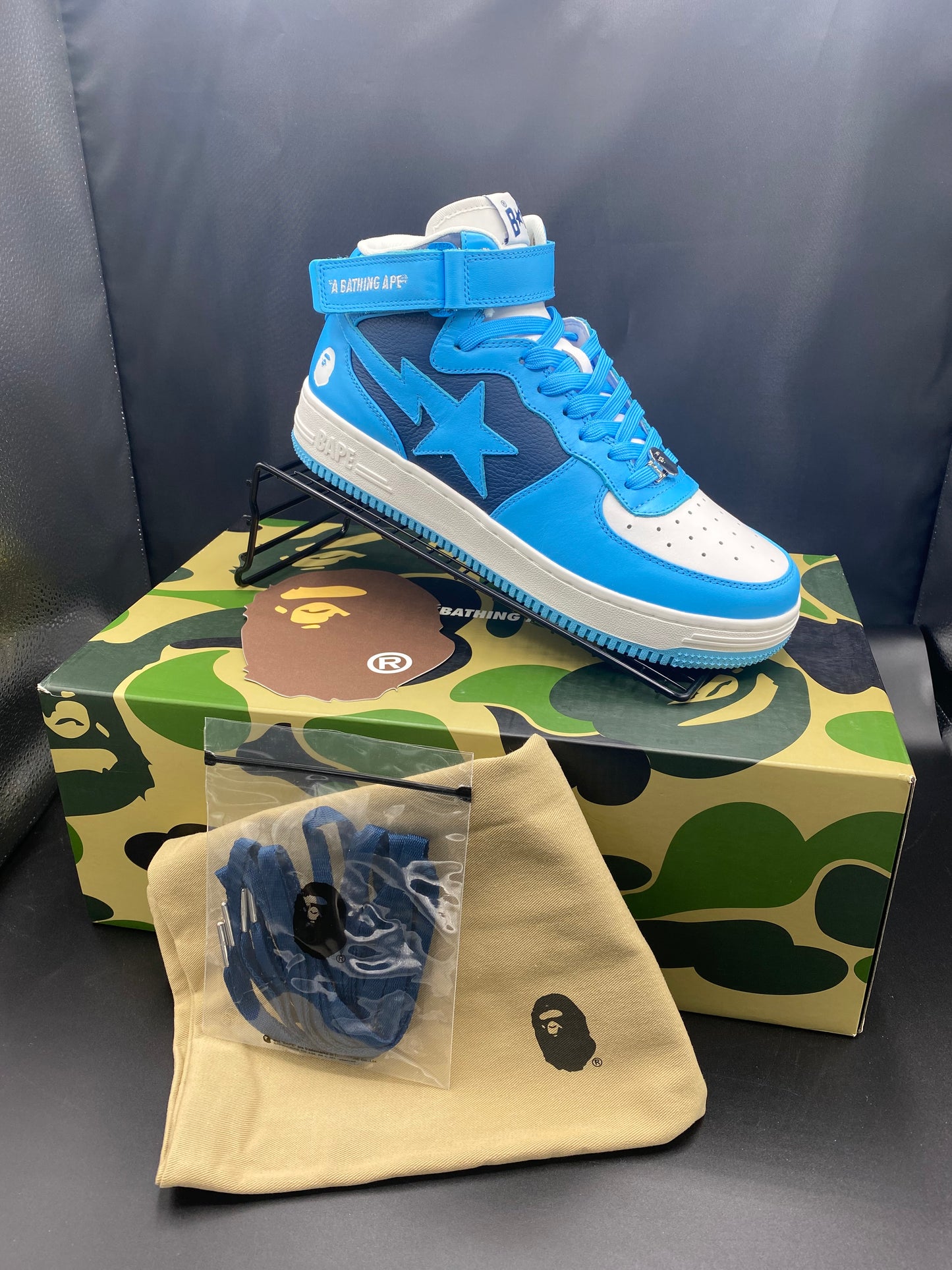 A BATHING APE BAPE STA MI OZX SH Size M 10 W 11.5