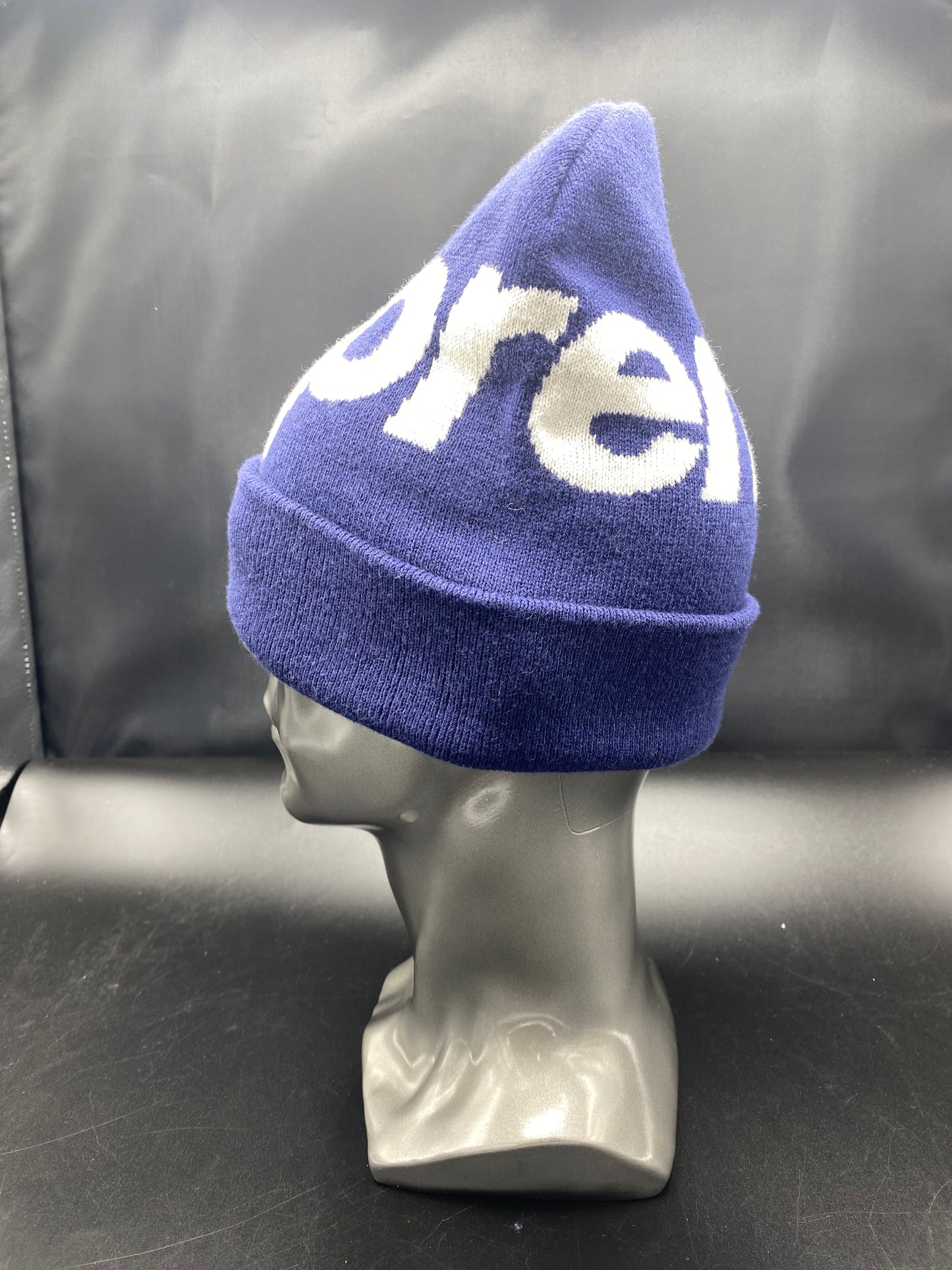 SUPREME Beanie