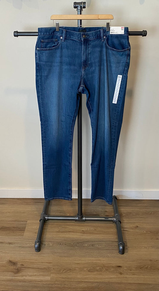 UNIQLO SLIM FIT MENS JEANS DARK BLUE W40 L34