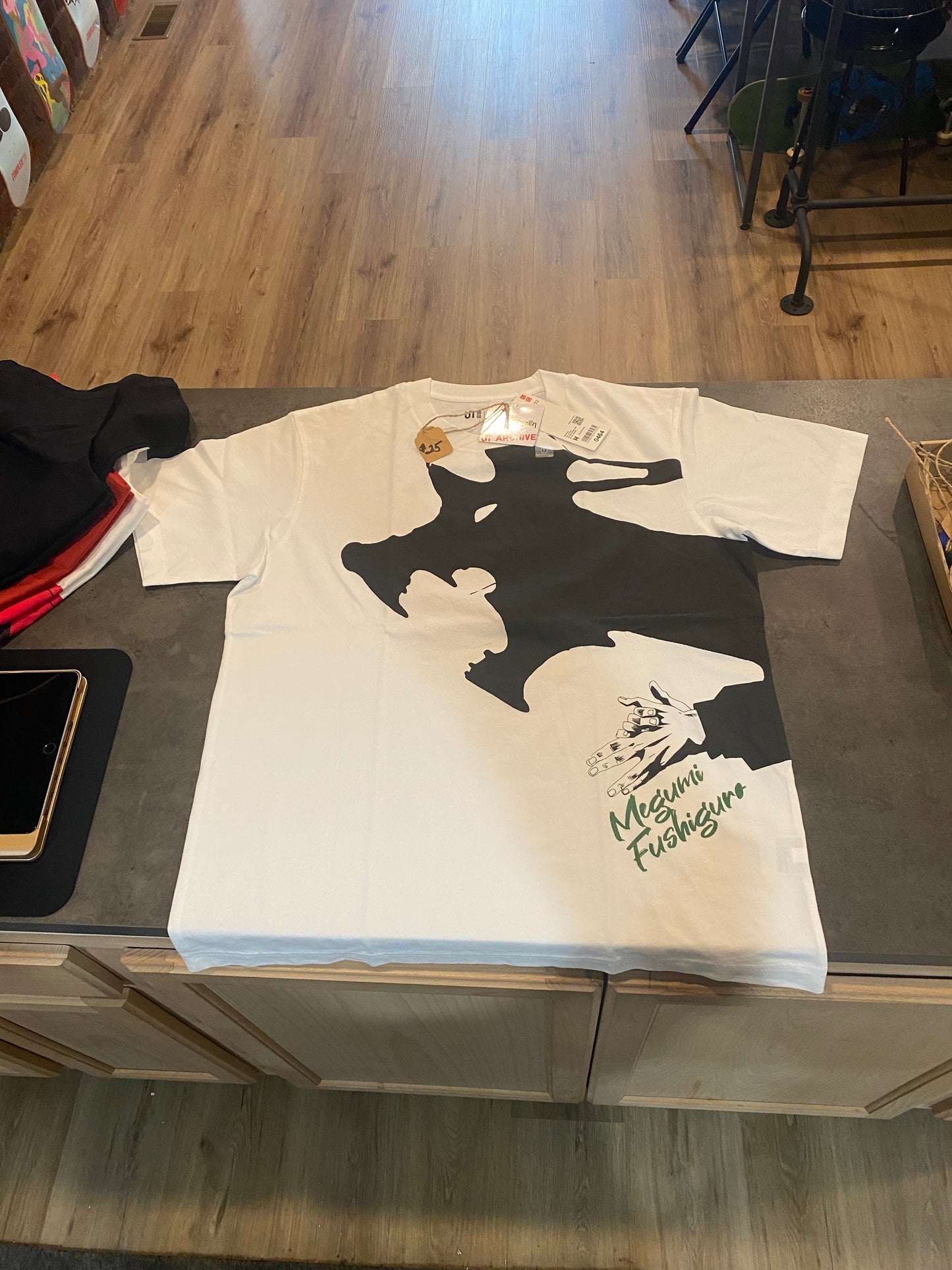 UT ARCHIVE Demon Slayer / Jujutsu Kaisen UT Graphic T-Shirt size S