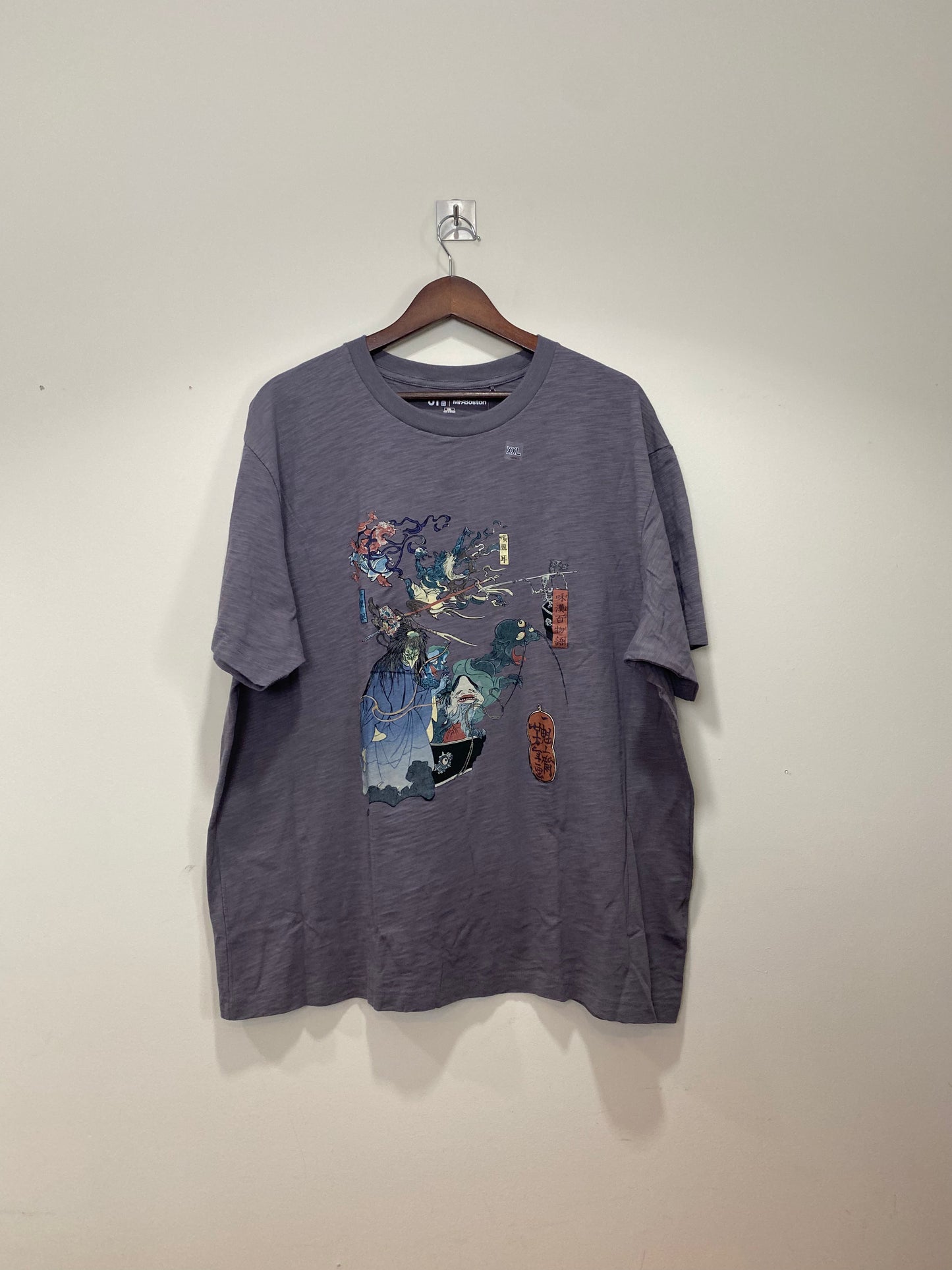 Uniqlo Graphic T UKIYO_E Dark Fantasy UT Graphic T -Shirt Size XXL