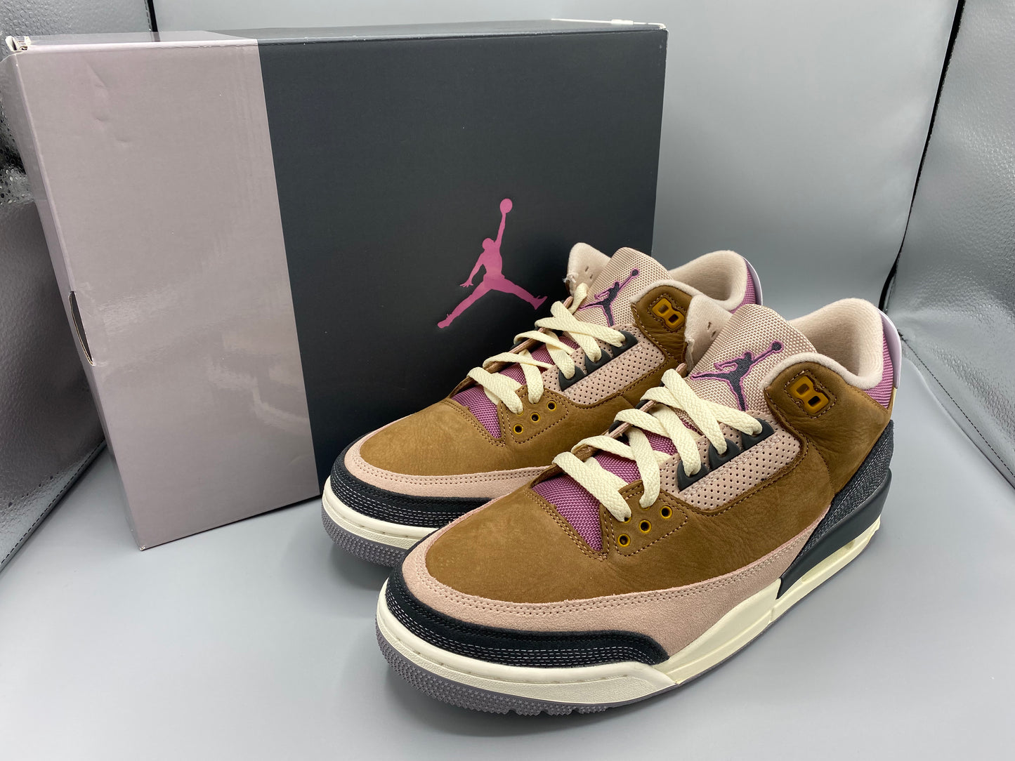 Air Jordan 3 Retro " Winterized Archaeo Brown" Size M 10.5  W 12