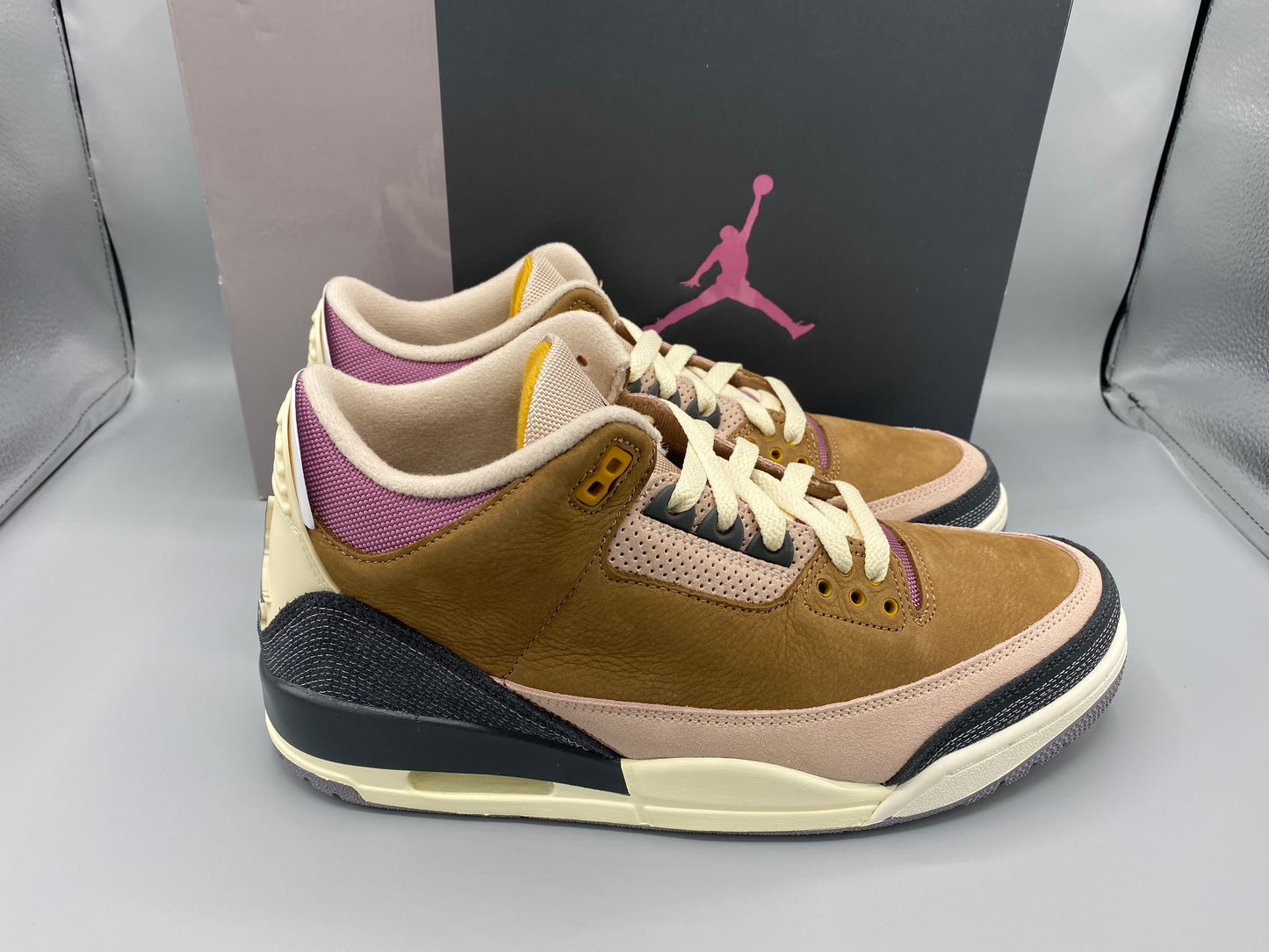 Air Jordan 3 Retro " Winterized Archaeo Brown" Size M 10.5  W 12