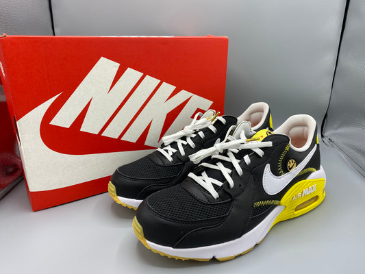Nike Air Max Excee  "Go the Extra Smile" Size M 10.5 W 12