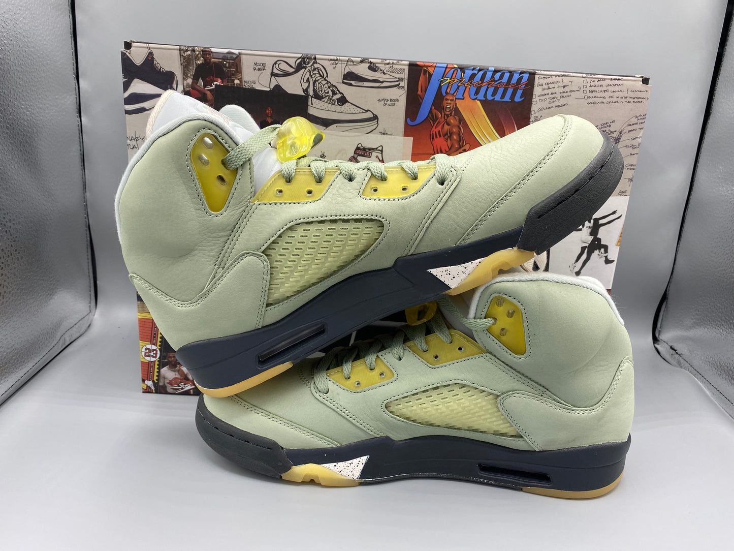 Air Jordan 5 Retro   "Jade Horizon" Size M 10.5 W 12