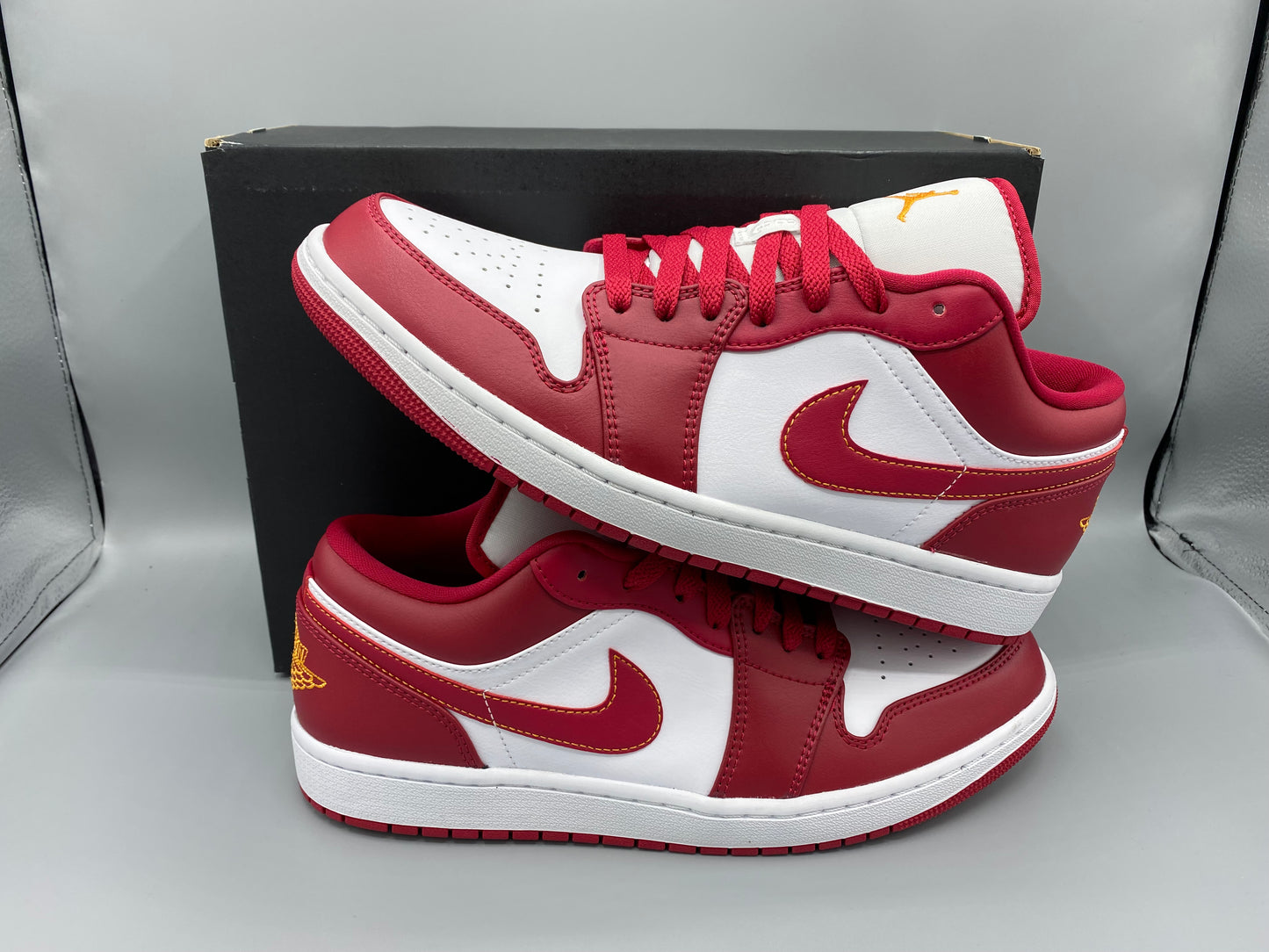 Air Jordan 1 Low "Cardinal Red' Size M 10.5 W12