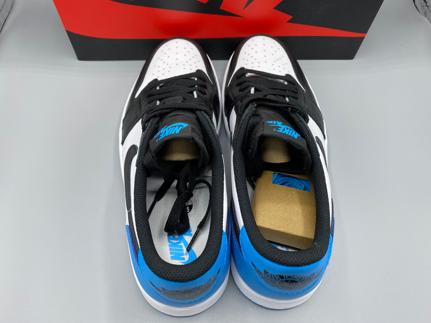 Air Jordan 1 Retro Low OG "Black Dark Powder Blue" Size M 10.5 W 12