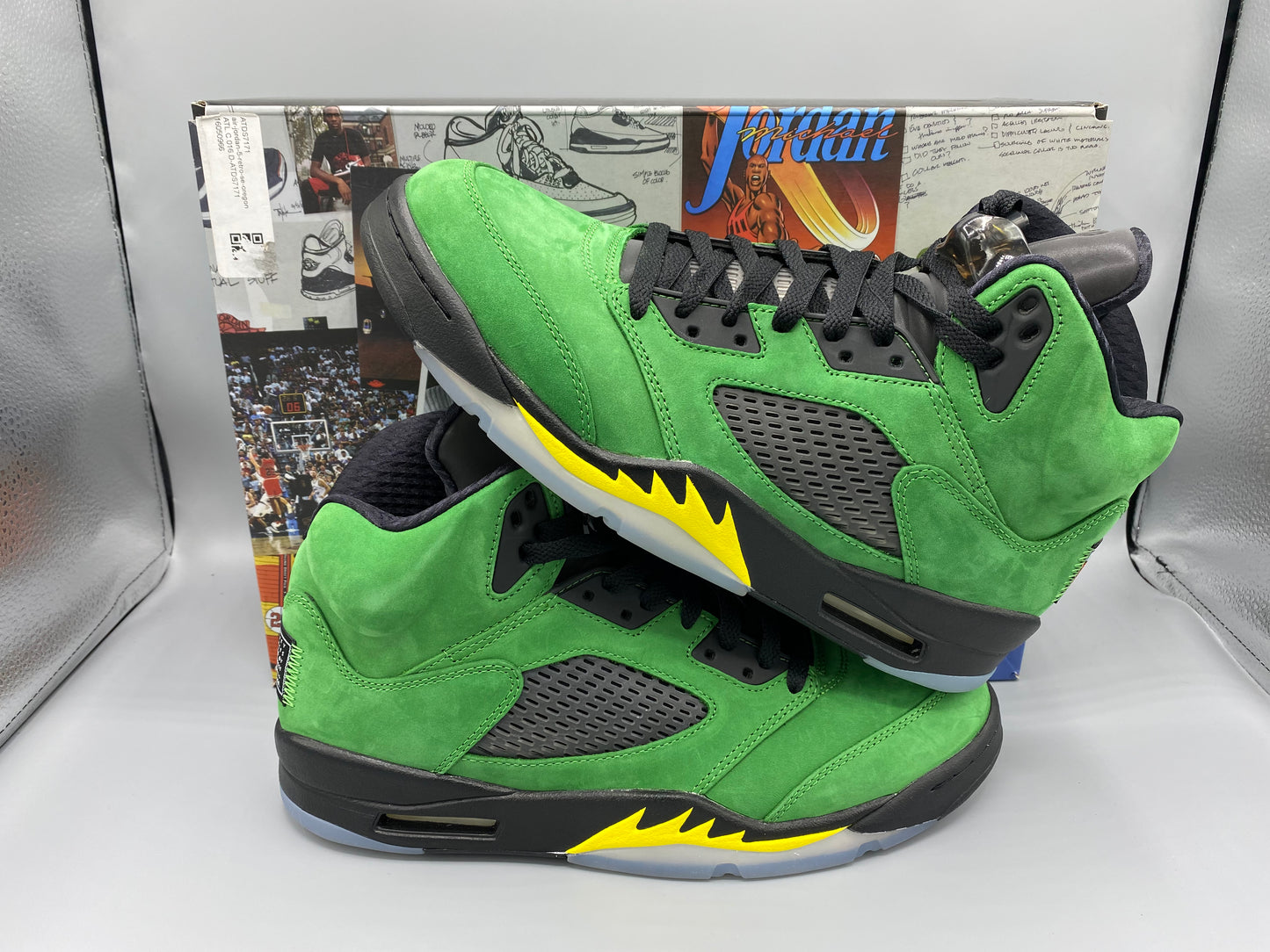 Air Jordan 5 Retro SE "Oregon" Size M 10.5 W 12