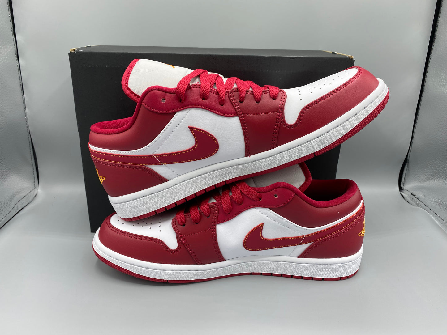 Air Jordan 1 Low "Cardinal Red' Size M 10.5 W12