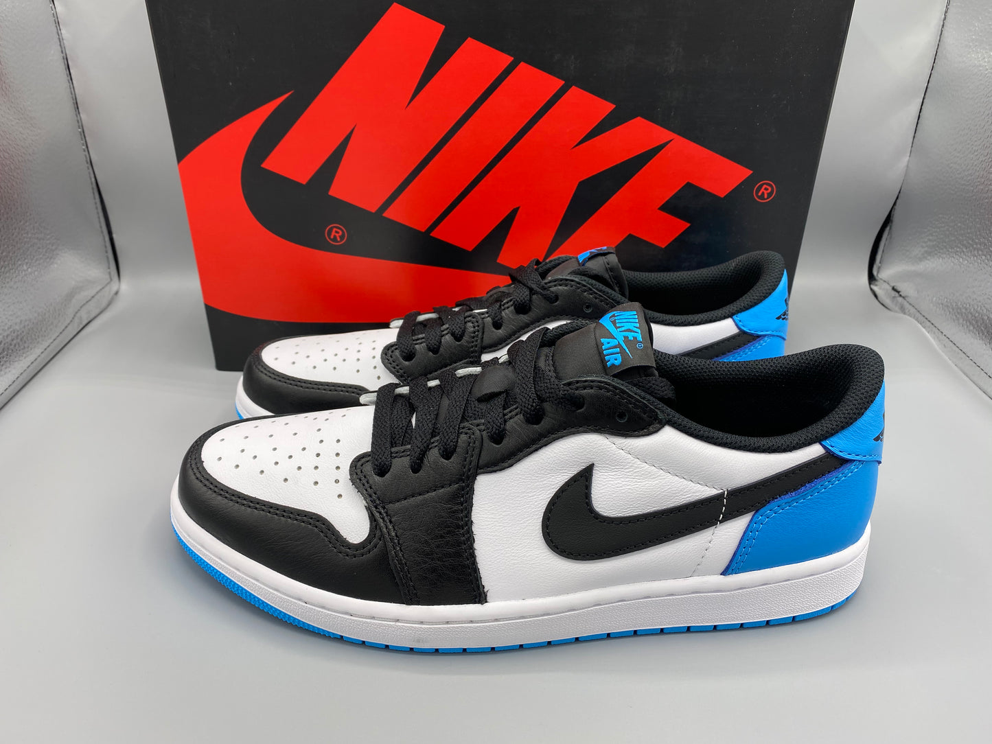 Air Jordan 1 Retro Low OG "Black Dark Powder Blue" Size M 10.5 W 12