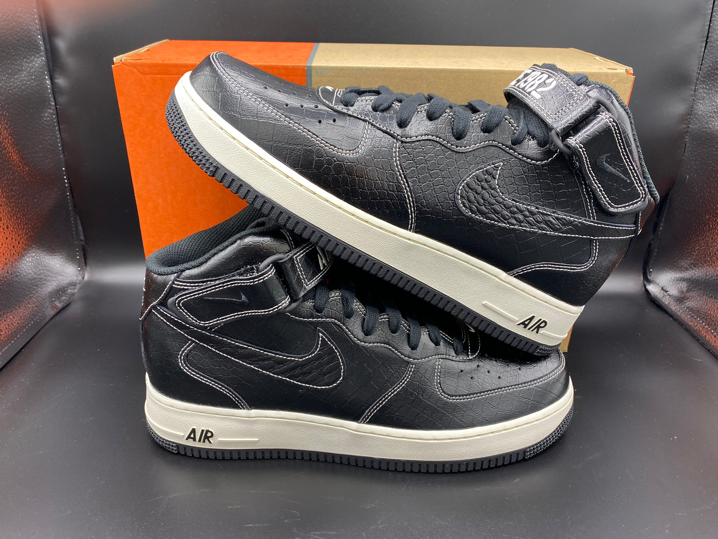 Air Force 1 Mid '07 LV8 "Our Force 1"