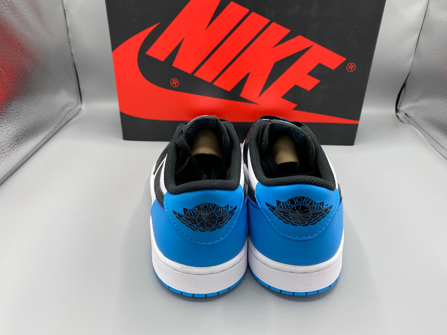 Air Jordan 1 Retro Low OG "Black Dark Powder Blue" Size M 10.5 W 12