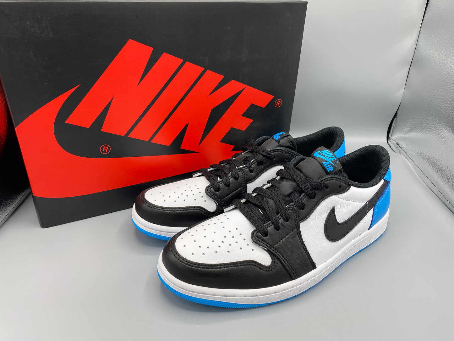 Air Jordan 1 Retro Low OG "Black Dark Powder Blue" Size M 10.5 W 12