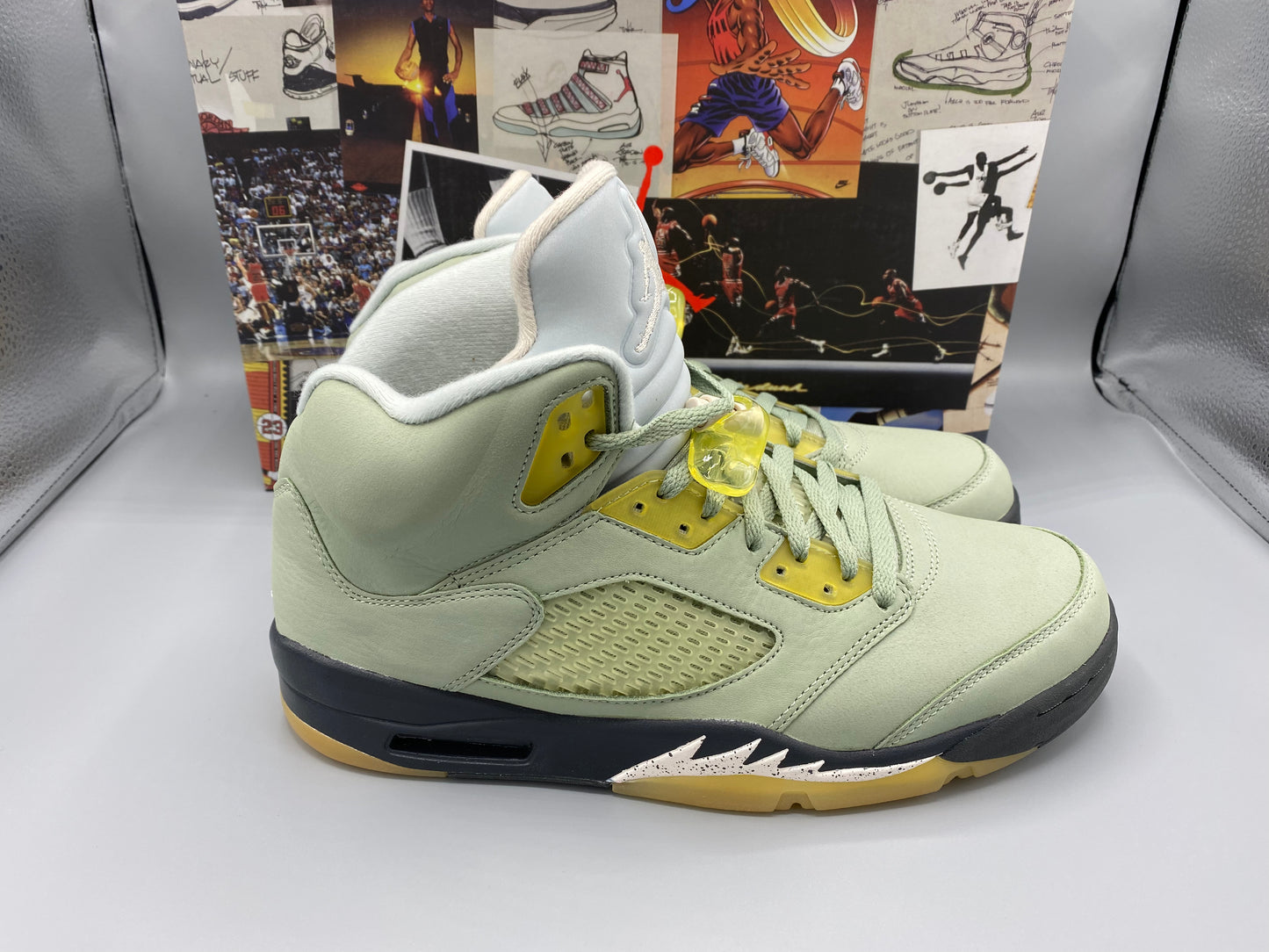 Air Jordan 5 Retro   "Jade Horizon" Size M 10.5 W 12