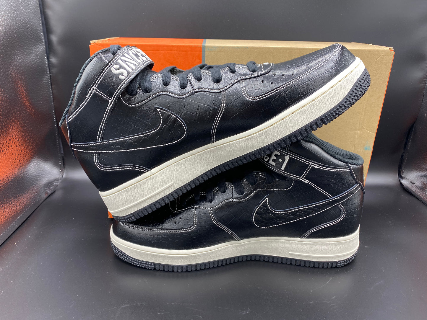 Air Force 1 Mid '07 LV8 "Our Force 1"